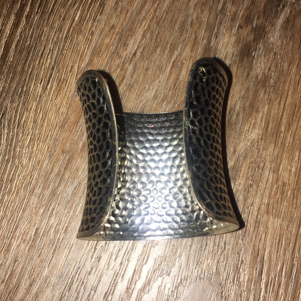 Cuff bracelet - Picture 3 of 3